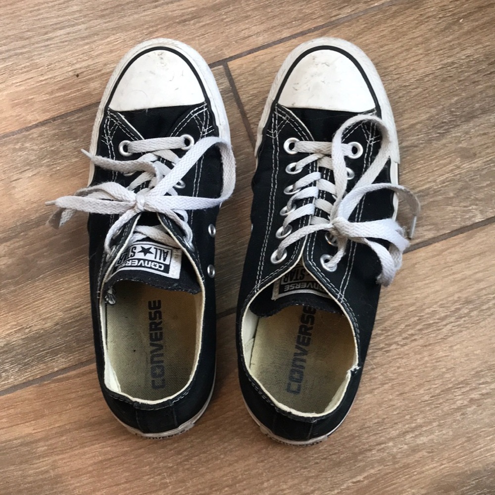 Black converse